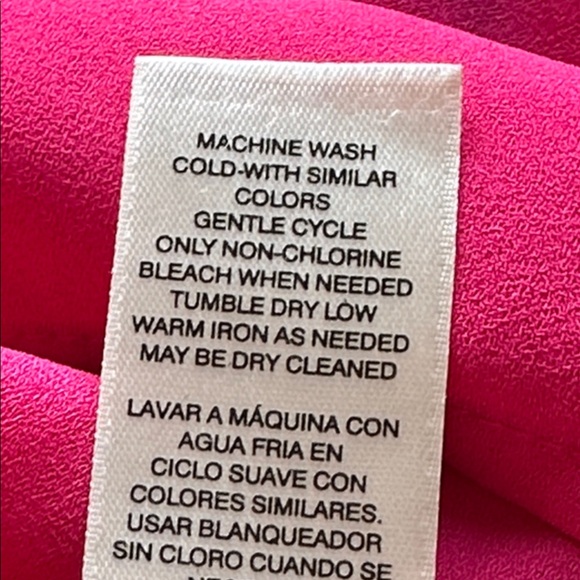 Chico's fuchsia flutter sleeve top with V-neck, elastic waist, size 3 (XL/16) - Picture 8 of 8